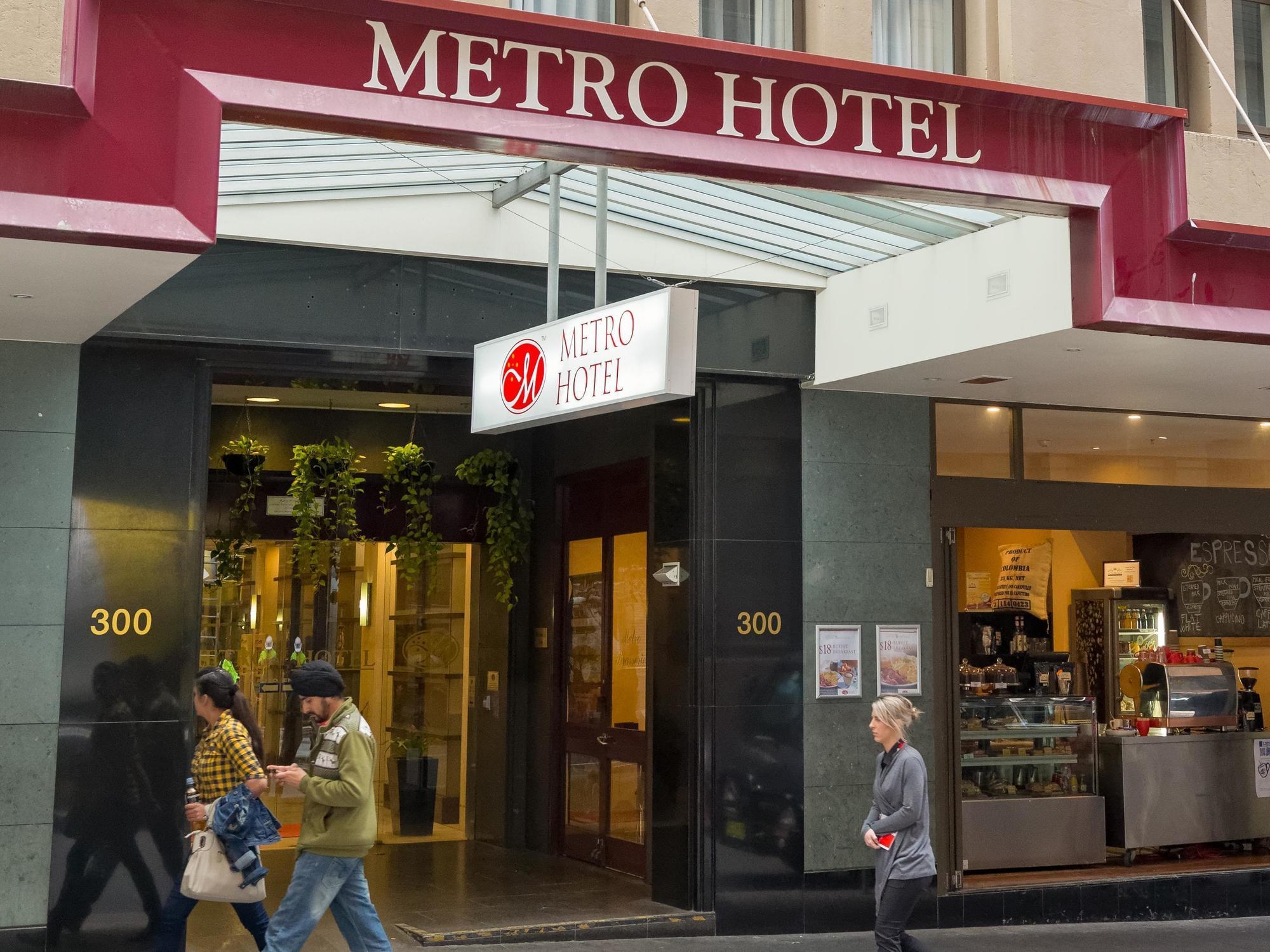 Metro On Pitt 4*